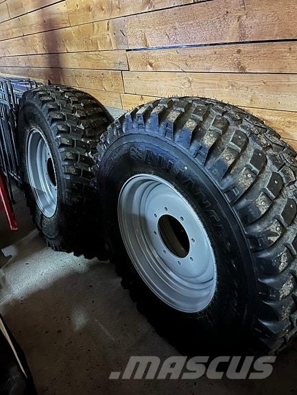 Alliance Multiuse 550 480/80R38 og 440/80R24 Gume, točkovi i felne