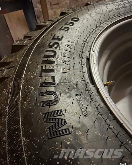Alliance Multiuse 550 480/80R38 og 440/80R24 Gume, točkovi i felne