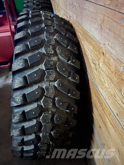 Alliance Multiuse 550 480/80R38 og 440/80R24 Gume, točkovi i felne