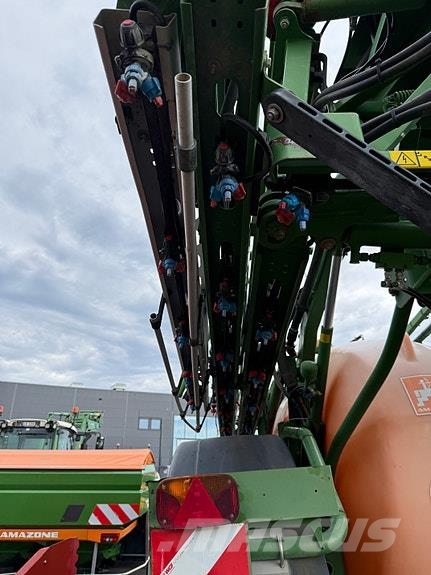 Amazone UX3200 special Pulverizatoare autopropulsate