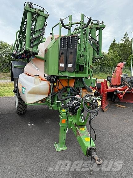 Amazone UX3200 special Pulverizatoare autopropulsate