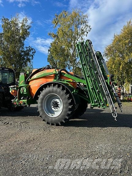 Amazone UX3200 Super Kendinden tahrikli pülverizatörler