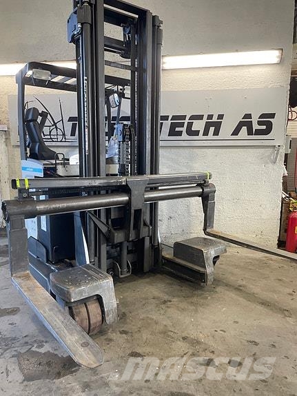 Atlet UFW200 / 4-veis skyvemasttruck Construction - Others