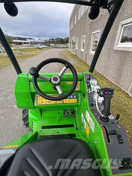 Avant 520 箱式拖车