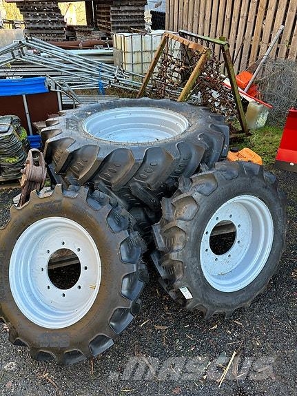 BKT traktorhjul AGRIMAX RT Pneus, rodas e aros