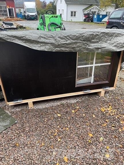  Brødrene Dale DJBR-Dør for personferdsel med glass Other livestock machinery and accessories