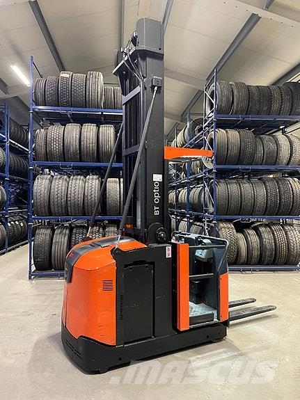 BT OME100H plukktruck Diger