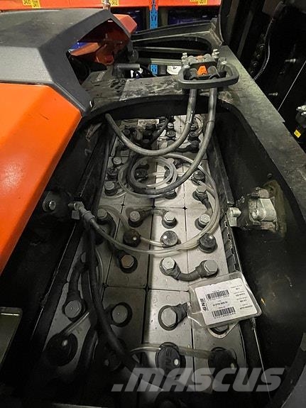 BT OME100H plukktruck Diger
