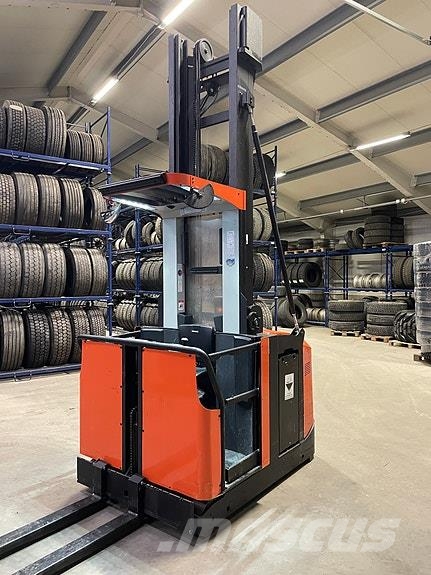 BT OME100H plukktruck Diger