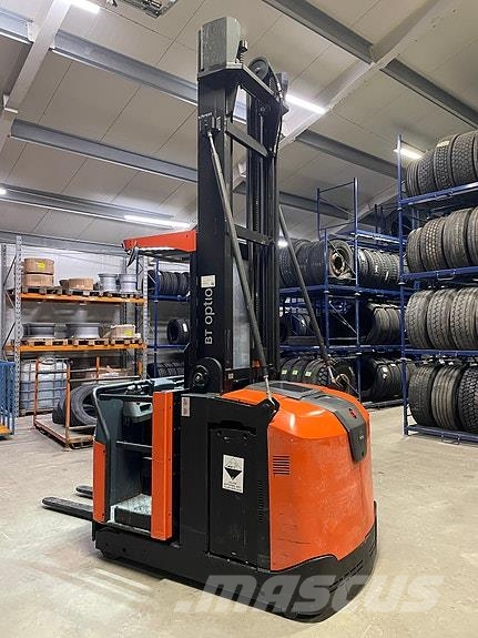 BT OME100H plukktruck Diger