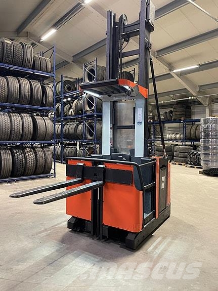 BT OME100H plukktruck Diger