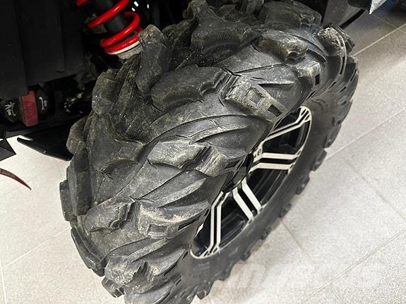 Can-am Outlander 6x6 XT-T3 Квадроциклы