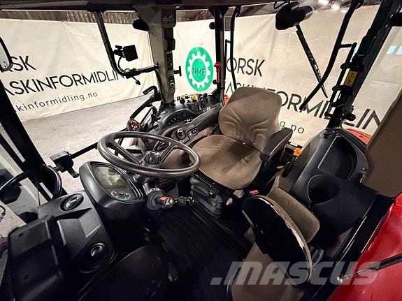 Case IH 115U Pro الجرارات
