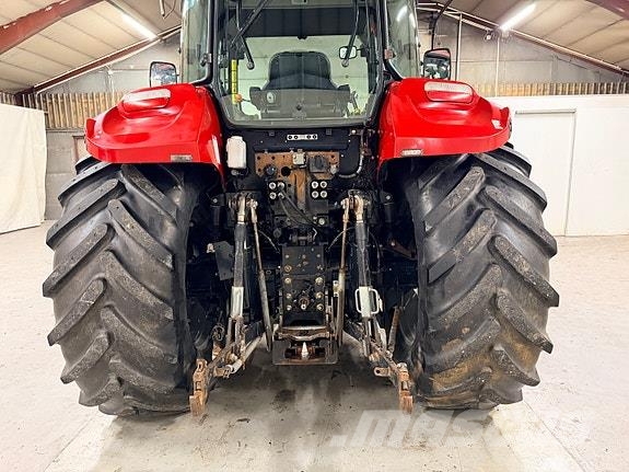 Case IH 115U Pro الجرارات