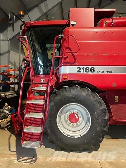 Case IH 2166 Axial-Flow حصادات