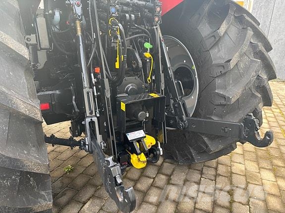 Case IH Farmall 120M Traktorer
