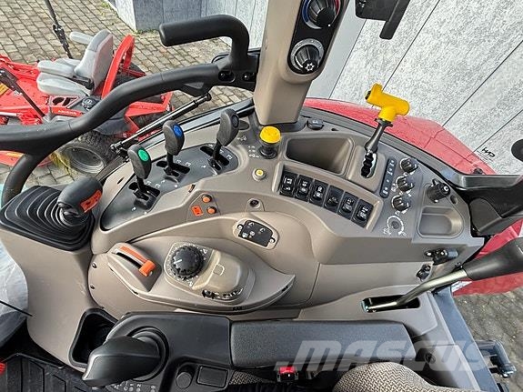 Case IH Farmall 120M Traktorer