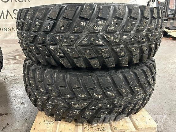 Case IH TRI 2 Vinterdekk Traktory