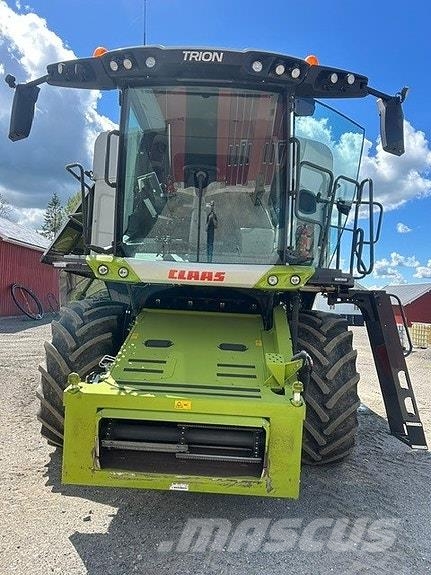 CLAAS 520 TRION Θεριζοαλωνιστικές μηχανές