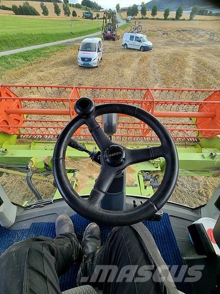 CLAAS Avero 240 Teraviljakombainid