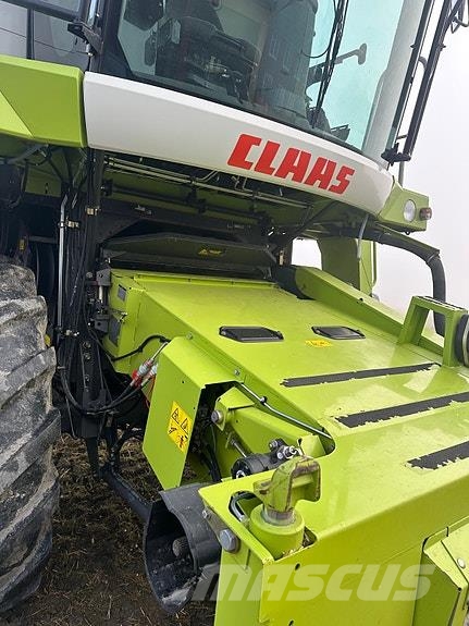 CLAAS Avero 240 Combine harvesters