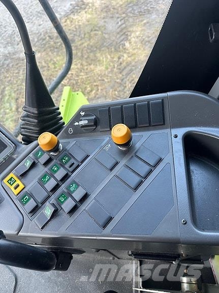 CLAAS Avero 240 Kjøp nå, få utsettelse på levering og be Combine harvesters