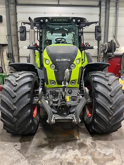 Claas Axion 830