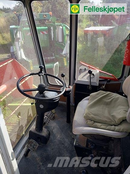 CLAAS Dominator 48 Combine harvesters