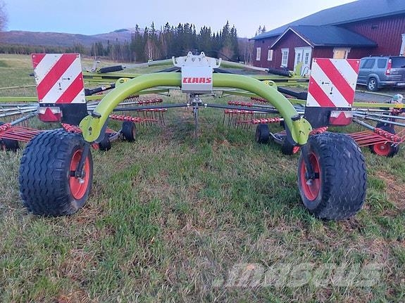 CLAAS Liner 2800 堆草機