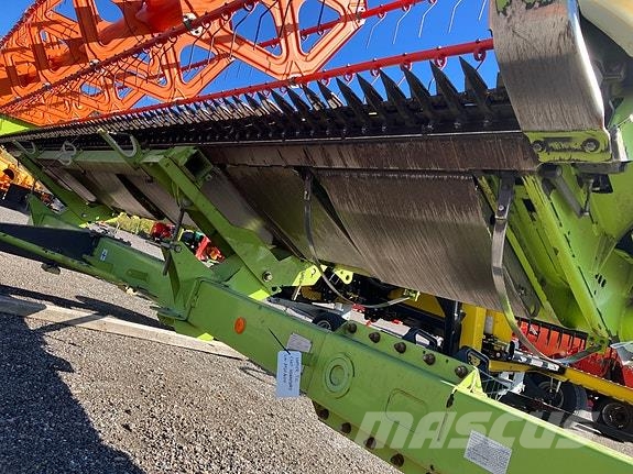 CLAAS Tucano 430 Θεριζοαλωνιστικές μηχανές