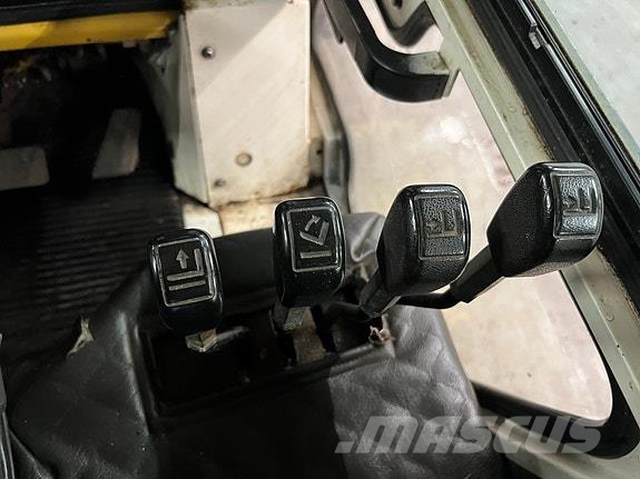 Daewoo Med klemagrigat Строительная техника - Другие