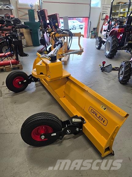 Dalen 1720 その他道路と除雪の機械