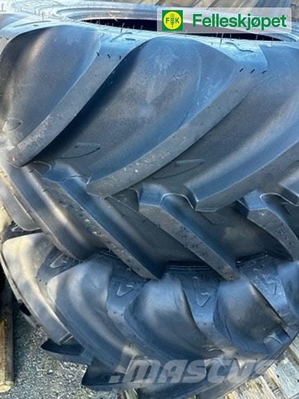 Dekk par: Michelin Xeobib 520/65 28 Traktorer