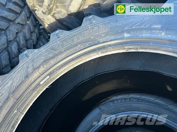 Dekk par: Michelin Xeobib 520/65 28 Трактори