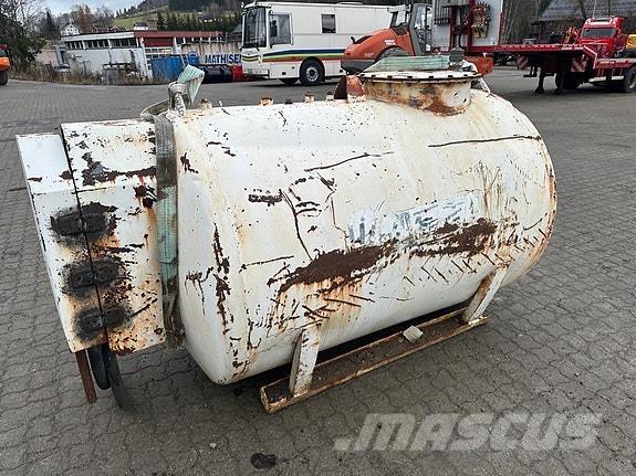  Dieseltanker 1000 og 2000 liter 农业机械-其他