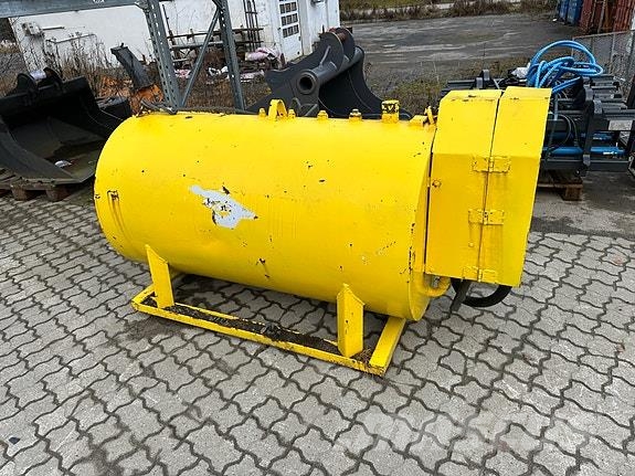  Dieseltanker 1000 og 2000 liter 农业机械-其他
