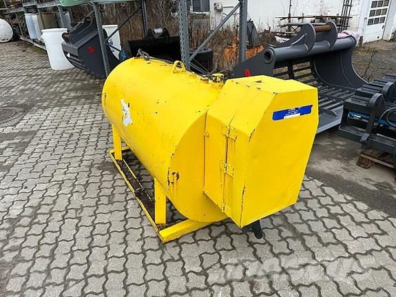  Dieseltanker 1000 og 2000 liter 农业机械-其他
