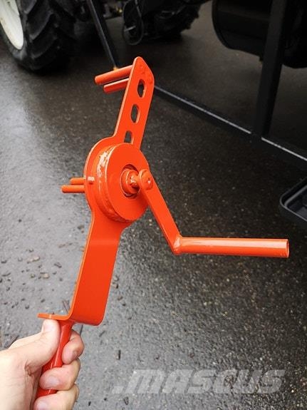 Dølen B16 Rundballehenger med hydrauliske sider Обычные тракторные прицепы