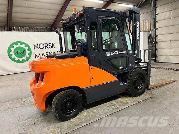 Doosan D50SC-7 # Tar Innbytte # Kan Leies # Muut koneet