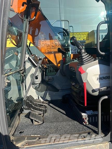 Doosan DX140LCR-5 معدات البناء - غير ذلك