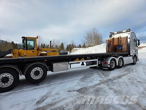 F.A.G SPR45/L13,6 rettsemi med containerlås Ostale prikolice