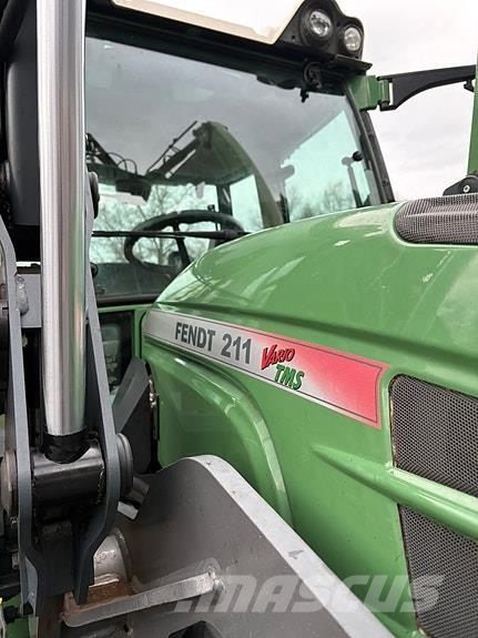 Fendt 211 Traktorer