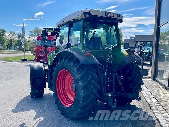 Fendt 211 Vario Tractoren