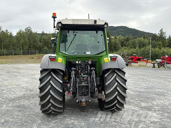 Fendt 211 Vario Gen 3 Profi + Трактори