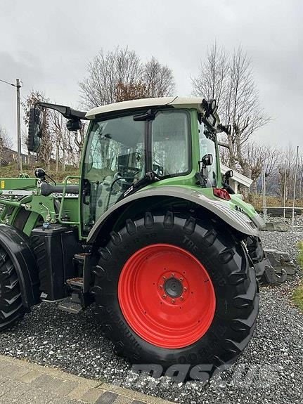 Fendt 516 Traktoriai