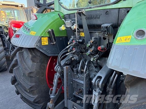 Fendt 516 Traktorer