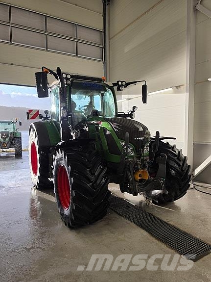 Fendt 516 Traktorer
