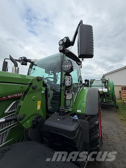 Fendt 516 Gen3 Трактори