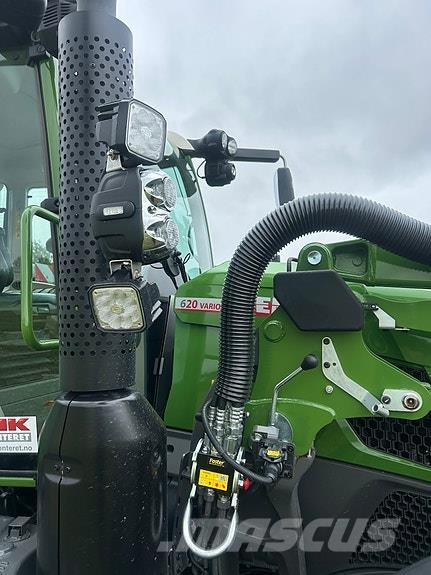 Fendt 620 VARIO الجرارات