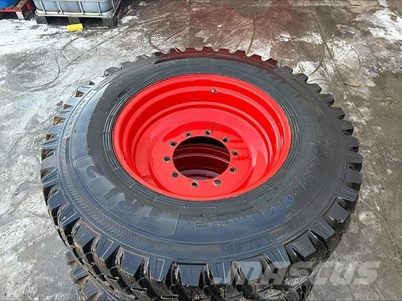 Fendt 700 Serie ,Nokian TRI2 440/80R28 Traktorji